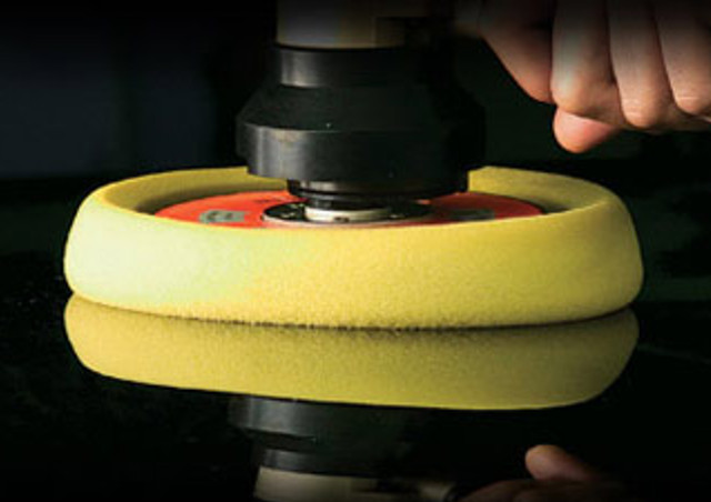 �����ŃJ�[�R�[�e�B���O���˗�����Ȃ�f�B�[�N���X�^���R�[�g�̐��X�ŁI